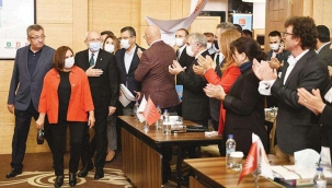 CHP Lideri milletvekillerine 'yoruldum' kelimesini yasakladı