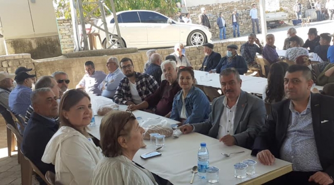 CHP'liler eski başkanı yalnız bırakmadılar