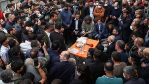 Kağıt toplayıcılarına seslenen Kılıçdaroğlu 'Kemal kardeşiniz yanınızdadır'