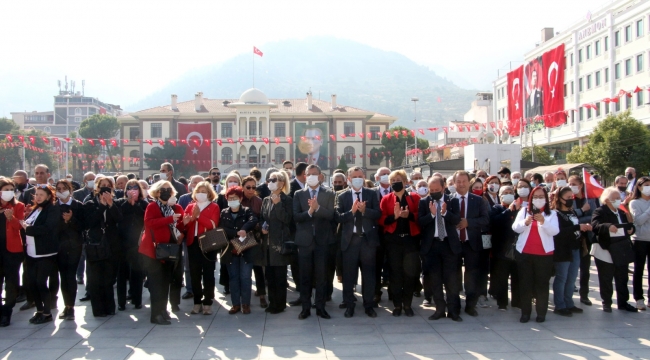 Kuruluşu da coşkuluydu,kutlanışı da