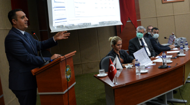 Salihli'de sanayicilere atık üretiminin azaltılması eğitimi