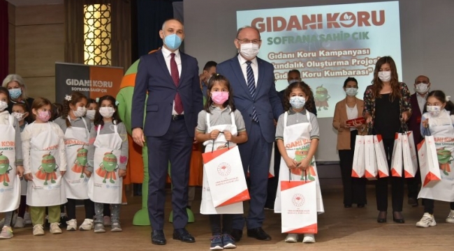 Vali Karadeniz "Gıdanı Koru Kumbarası" tanıtımına katıldı