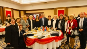 Vali Karadeniz konuklarıyla yakından ilgilendi