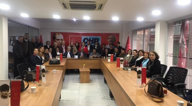29 Ekim kadınları derneğinden CHP'ye ziyaret