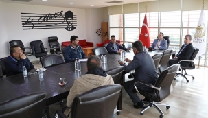 Akhisar belediyesi kent gönüllüleri ile ortak 'akıl' toplantısı 