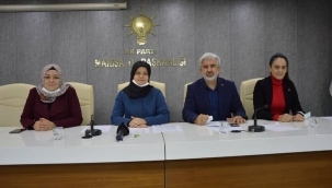 AKP'li kadınlardan ortak basın açıklaması