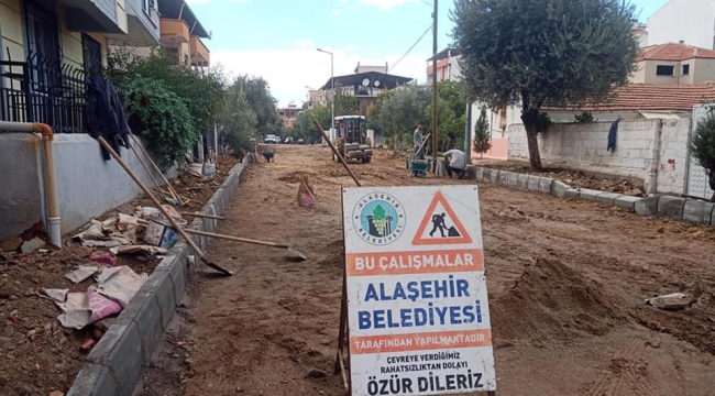 Alaşehir belediyesi mahallelerin eksiklerini tamamlıyor