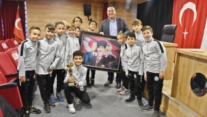 Başkan Dululu,genç sporcularıyla buluştu