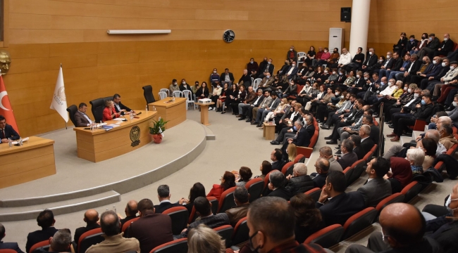 CHP'liler Akhisar'da esnaf ve sanayicilerin sorunlarını tartıştı