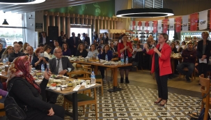 CHP'lileri buluşturan kahvaltı