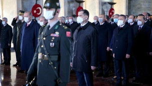 Devlet erkanı Anıtkabir'de