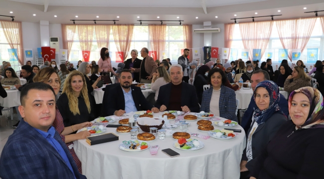 Millet İttifakı ortağı kadınlar kahvaltıda buluştu