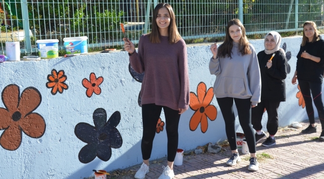 "Okulların Güzellik Elçileri "iş başında