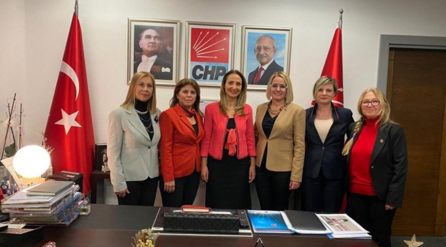 Önce Atanın huzuruna çıktılar