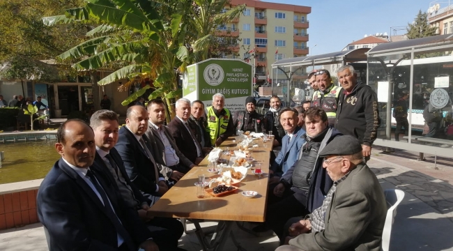 Saruhanlıda Atatürk ve silah arkadaşları için lokma dağıtıldı