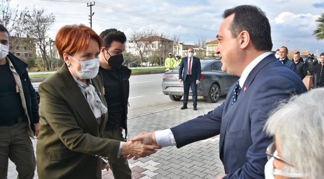 Akşener Akhisar'da