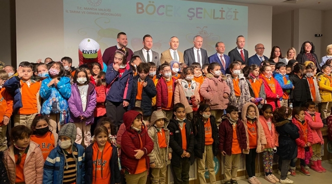 'Böcekleri seviyor doğayı koruyorum'