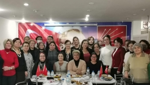 CHP'li kadın kolları başkanları Yunusemre'de toplandı