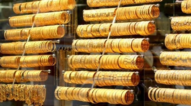 Gram altın 900 Lirayı aştı