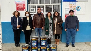 Okullara CHP'den boya yardımı