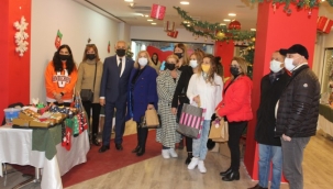 Salihli'de yeni yıl hediye fuarı açıldı