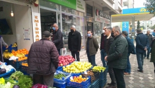 Soma'da CHP'lilerin esnaf ziyareti