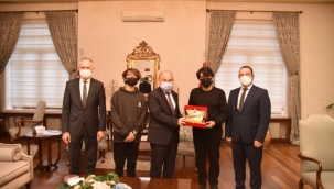 TEKNOFEST 2021 şampiyonları vali Karadeniz'i ziyaret etti