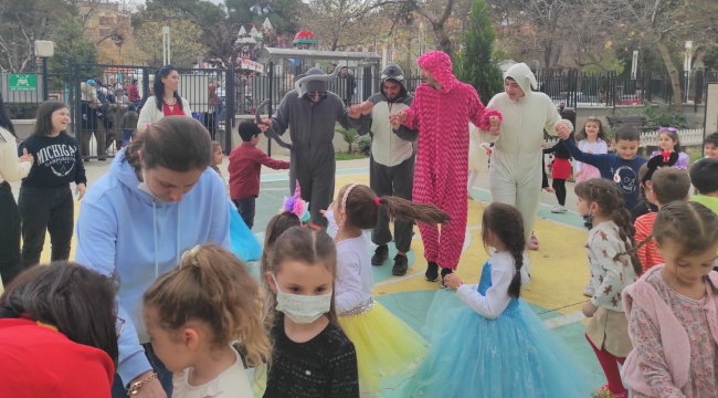 Turgutlu'da çocukların tiyatro sevinci 
