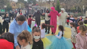 Turgutlu'da çocukların tiyatro sevinci 