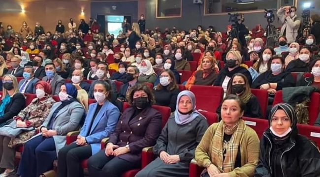 AKP'li kadınlar' Kadın emeği Türkiye'nin istikbali' toplantısında buluştu