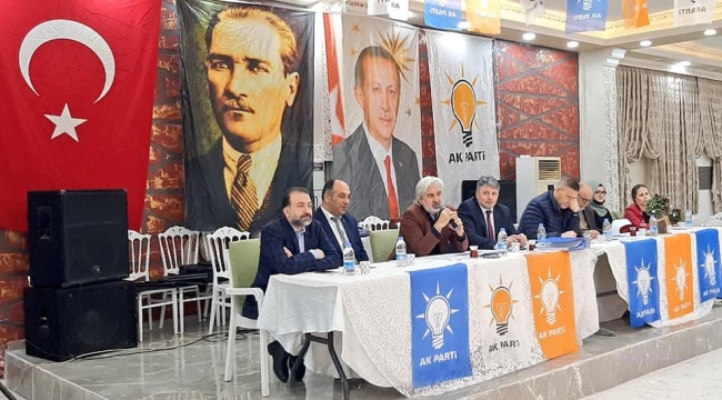 AKP Saruhanlı 'da sadık başkanları toplantısı yaptı