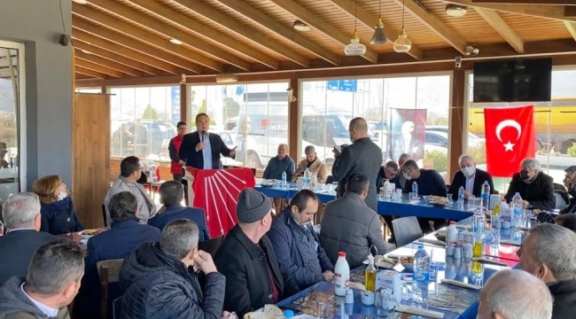 CHP'nin Kırkağaç toplantısına 47 muhtarından 44'ü katıldı