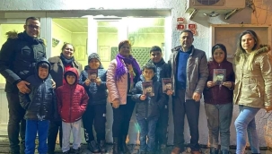 CHP'den çocukları sevindiren yardım 