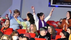 CHP'liler müzikle eşliğinde dayanışma buluşması