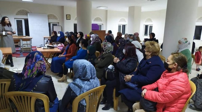 CHP'lilerden kadınlara sağlık eğitimi