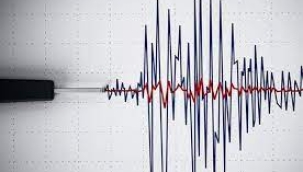 Ege denizi açıklarında 5.3 büyüklüğünde deprem