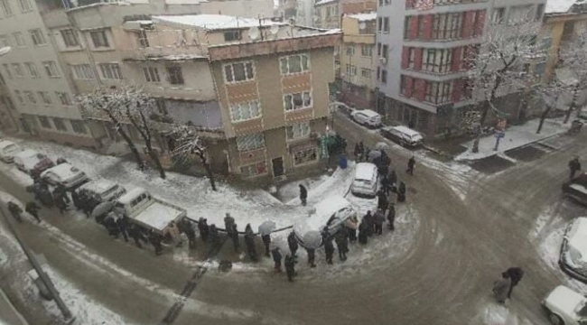 İYİ Partili Akan,"Bu fotoğraflar iktidarın utanç tablosu!"