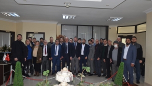 İYİ Partili Akan'dan başkan Bulgay'a ziyaret