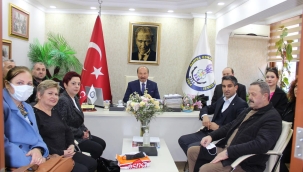 İyi partililer başkan Akyüz'ü ziyaret etti