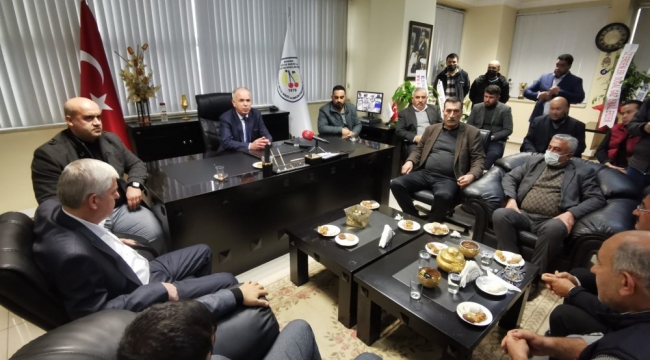 Pazarcılar odasında devir teslim yapıldı