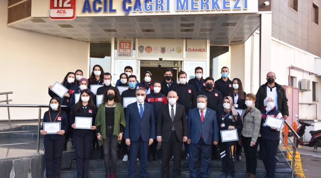  Psikolojik ilk yardım eğitimi sertifika töreni