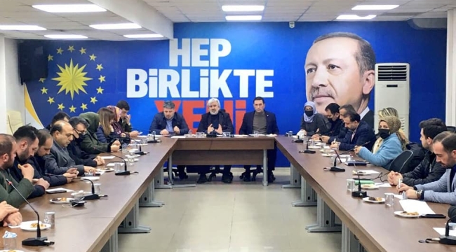 AKP il yönetimi haftalık toplantısını yaptı