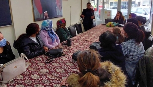 AKP'li kadınların Gölmarmara toplantısı