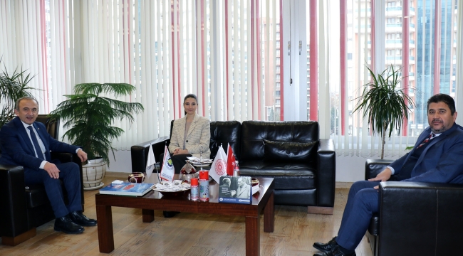 AKP milletvekili Kıvırcık' tan Yılmaz'a ziyaret