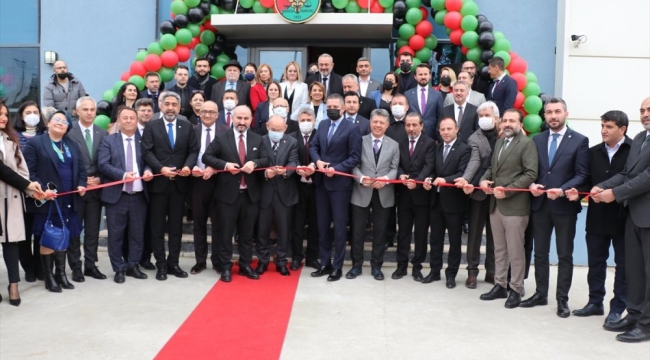 Başkan Rona açılışa AKP il başkanını çağırdı CHP il başkanını çağırmadı