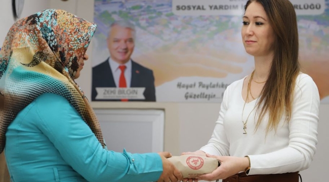 Belediye'den yoksul ailelere 1 kilio et yardımı