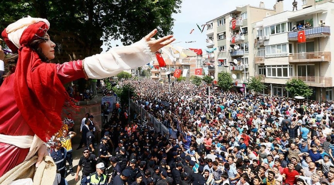 Bu yılda ertelendi