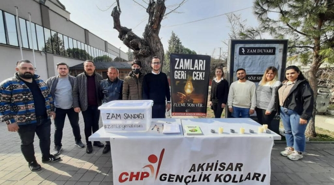 CHP Akhisar gençlik kollarından imza kampanyası