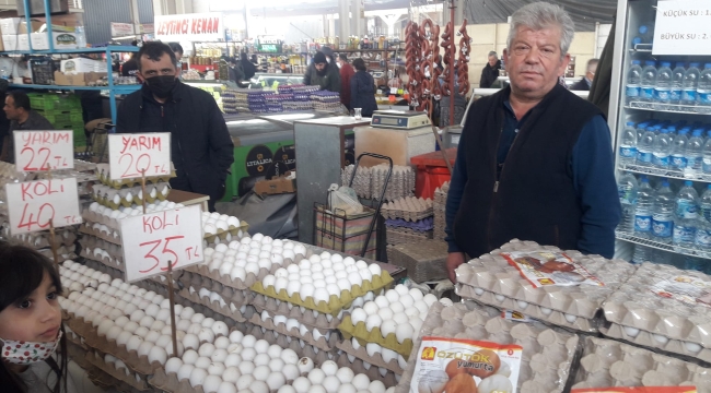 CHP'li kadınlar semt pazarında