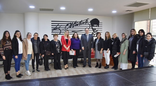 CHP'li kadınlardan Dutlulu'ya destek